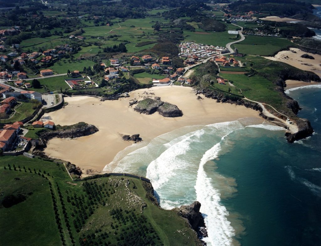Playa De Palombina Playas De Asturias